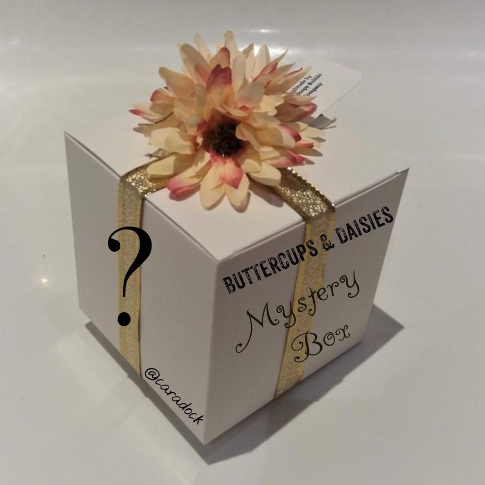 Resellers or Not 2 Boutique Sweater Mystery Box